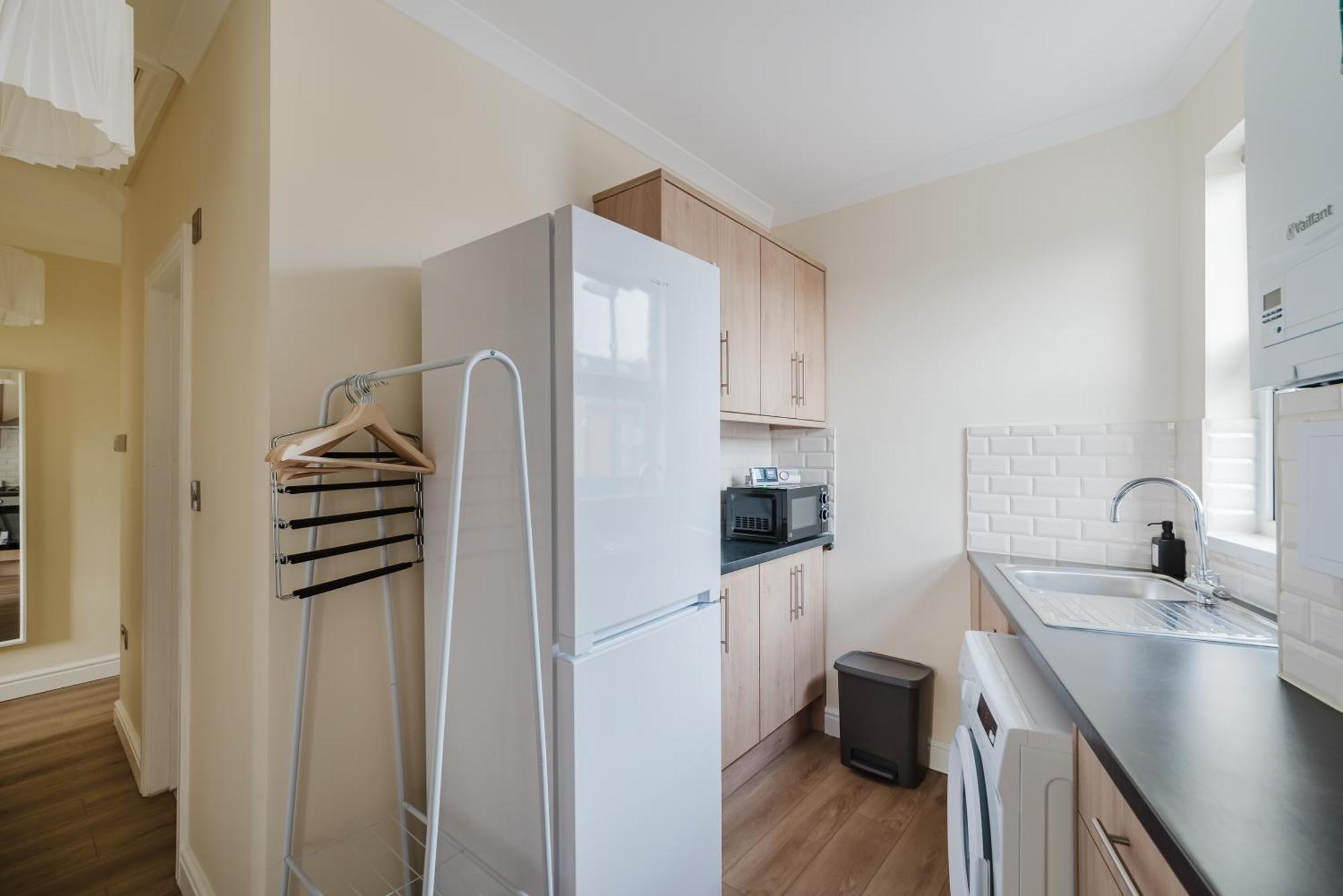 Modern Cosy Corner Flat 3 Bed And Loft Sleep 7 People Apartment London Ngoại thất bức ảnh